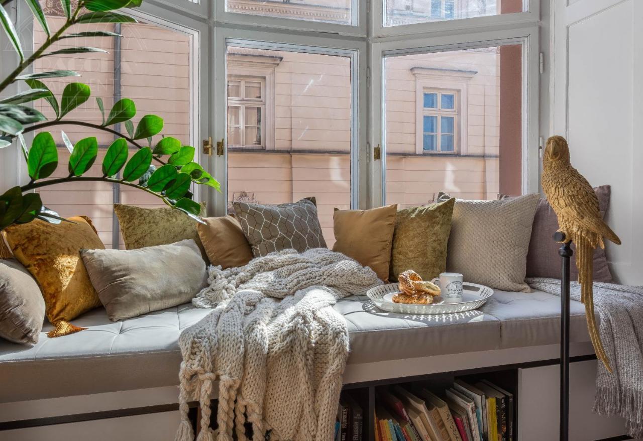 Feniks Fragola Apartments Main Square كراكوفيا المظهر الخارجي الصورة
