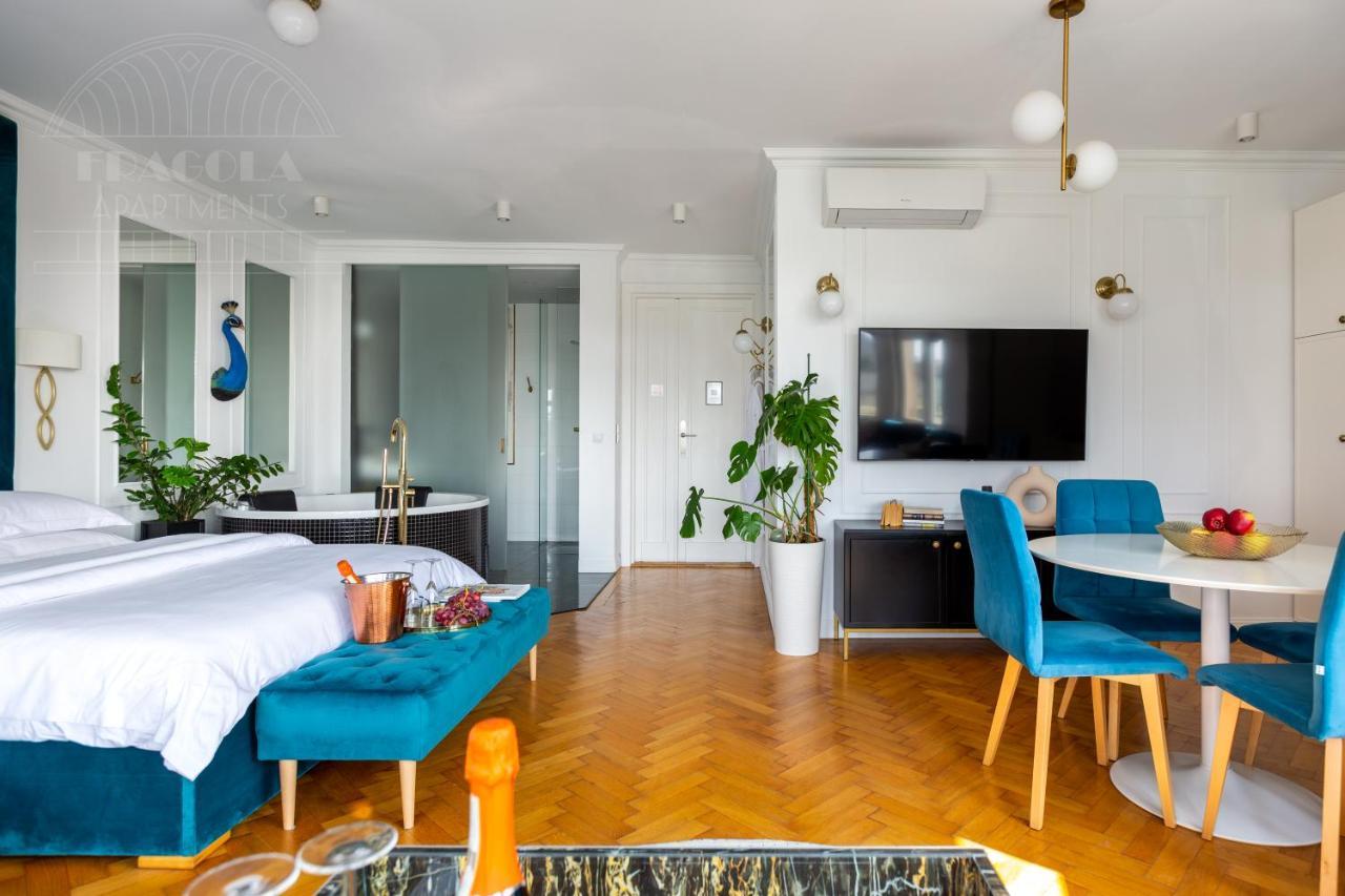 Feniks Fragola Apartments Main Square كراكوفيا المظهر الخارجي الصورة